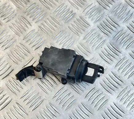 BMW 3 E90 E91 Ignition lock 695472214 10862510