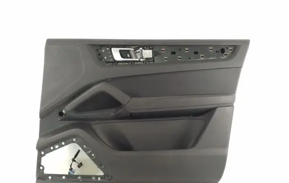Porsche Cayenne (9Y0 9Y3) Front door card panel trim