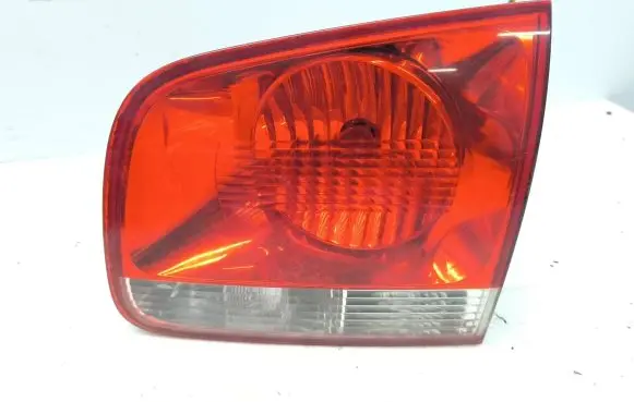 Volkswagen Touareg I Tailgate rear/tail lights 28268003