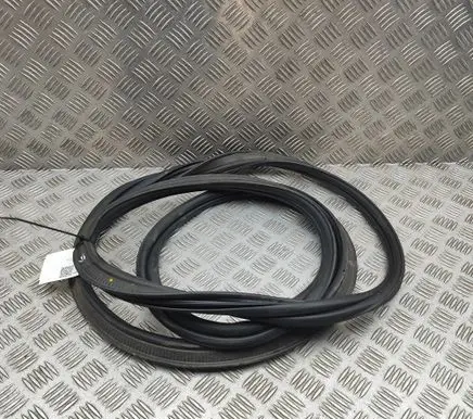 Peugeot 308 Trunk rubber seal (body) 9841814680