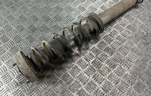 BMW 5 E60 E61 Rear shock absorber with coil spring 6775059 10541315 E601001B