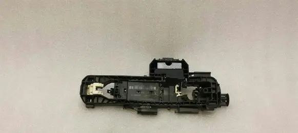 Rear door exterior handle/bracket