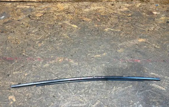 Mazda CX-3 Front door glass trim molding D10EFFR2 S2510G324-M