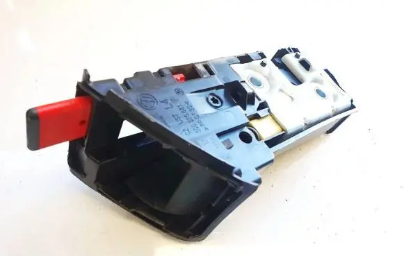 Volkswagen Golf VII Seat back rest lock catch 5q0885681f