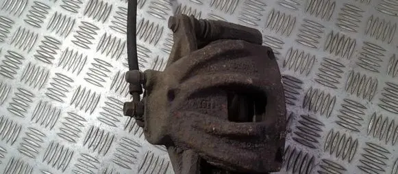 Toyota Corolla Verso AR10 Front brake caliper