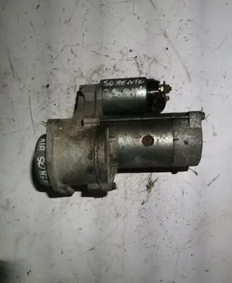 KIA Sorento Starter motor 361004A000