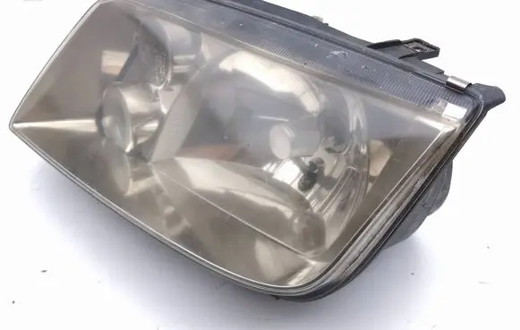 Volkswagen Bora Headlight/headlamp 96364500