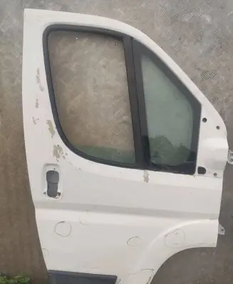 Fiat Ducato Front door