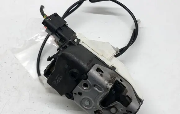 Front door lock