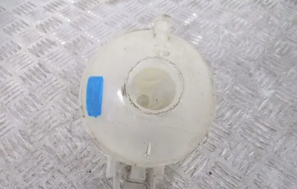 Peugeot Partner III Coolant expansion tank/reservoir 9678514680