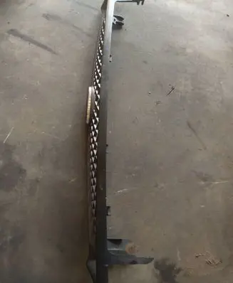 Ford Focus Front bumper upper radiator grill 98ab8200c