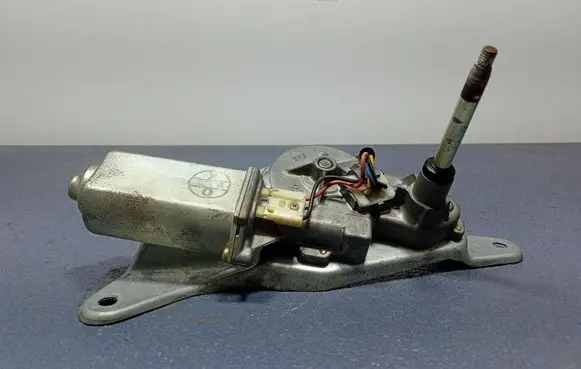 Suzuki Ignis Rear window wiper motor