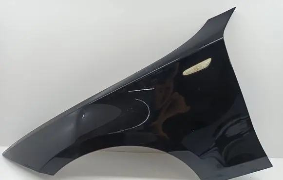 BMW 1 E81 E87 Fender