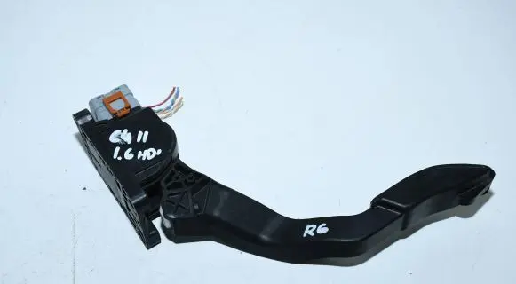 Citroen C4 II Accelerator throttle pedal 9671840280