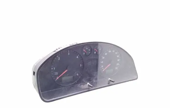 Volkswagen Transporter - Caravelle T5 Speedometer (instrument cluster) 88311346