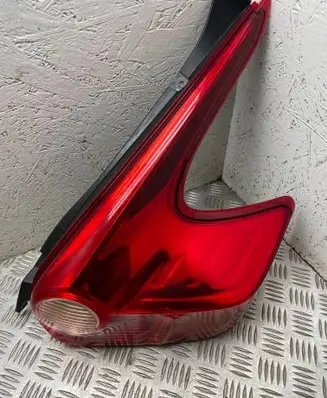 Nissan Juke I F15 Rear/tail lights 14190