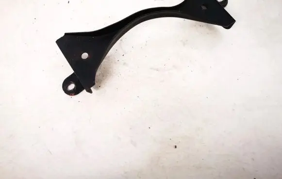 Mazda 3 II Radiator mount bracket