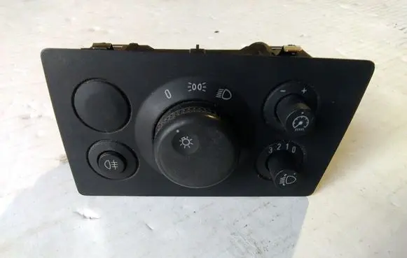Opel Zafira B Light switch 13205864RC 10410320 04060231