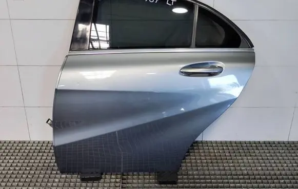 Mercedes-Benz A W176 Rear door 