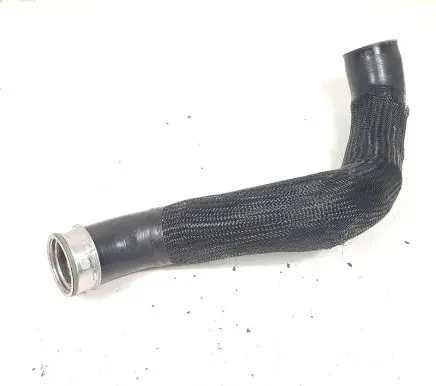 Chrysler 300C Intercooler hose/pipe 04861689AB