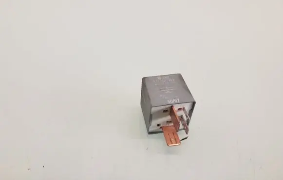 Volkswagen Golf IV Other relay 357911253