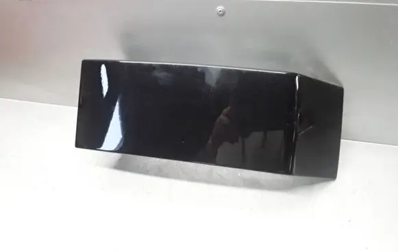 Volvo XC90 Rear/tail light trim molding 8620820
