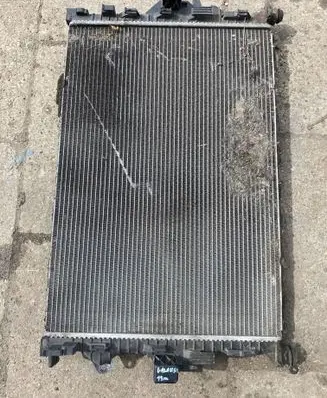 Coolant radiator