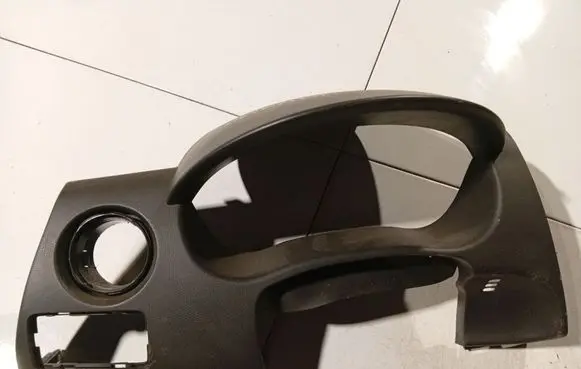 Suzuki Swift I Dashboard trim 7331162J1 73311-62J1