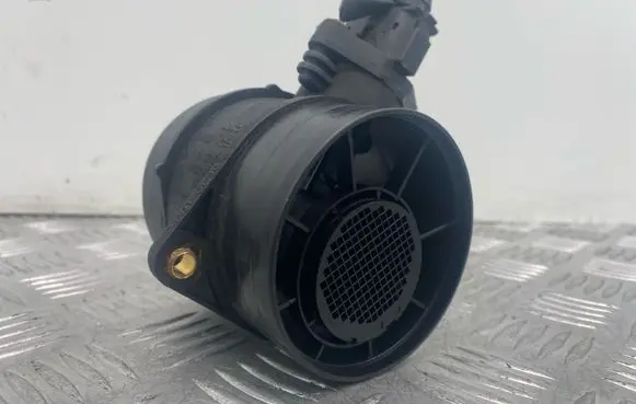 Mercedes-Benz C W203 Mass air flow meter A6460940048