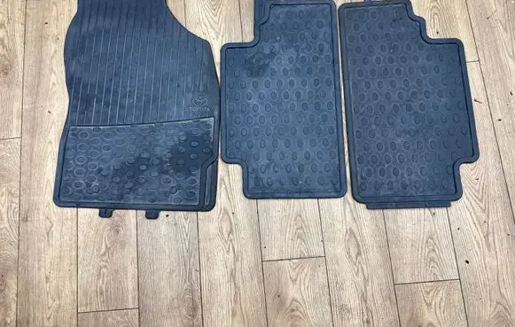 Toyota Auris 150 Car floor mat set PZ414E035GRJ