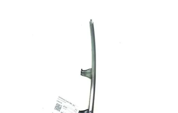 Toyota Urban Cruiser (XP110) Door glass rail 6740152140