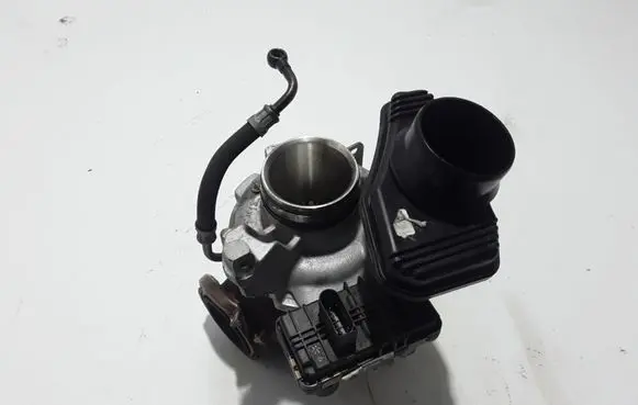 BMW 5 F10 F11 Turbo 7823202