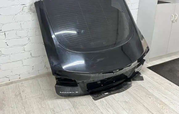 Tesla Model S Tailgate/trunk/boot lid