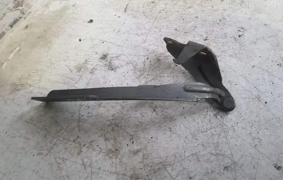 Infiniti Q45 III Engine bonnet/hood hinges