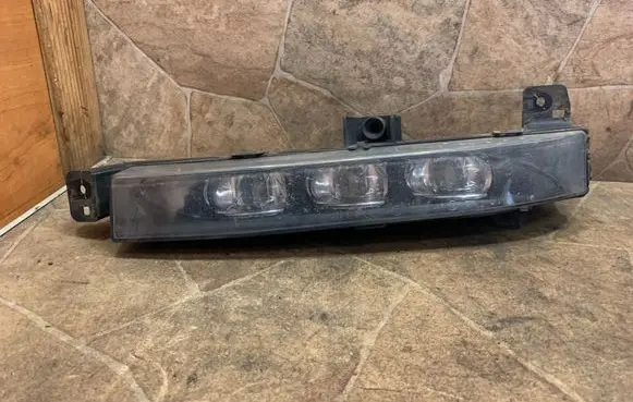 BMW 7 G11 G12 Front fog light 89207163