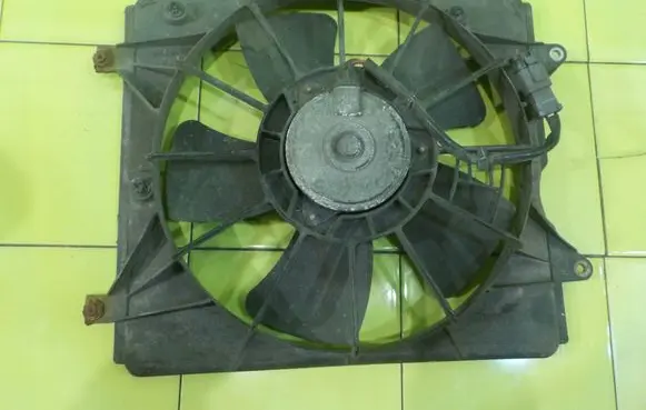 Honda CR-V Fan set 260607323