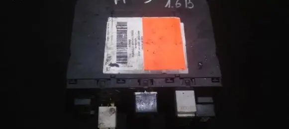 Audi A3 S3 8L Comfort/convenience module 8p0907279 f005v00218