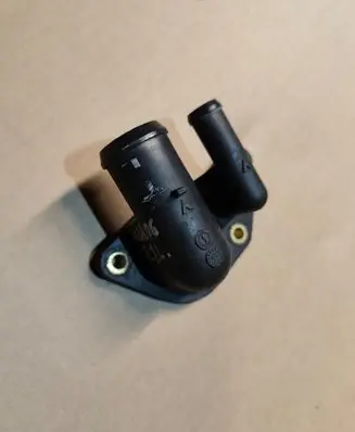 Chrysler Sebring (ST-22 - JR) Thermostat housing 