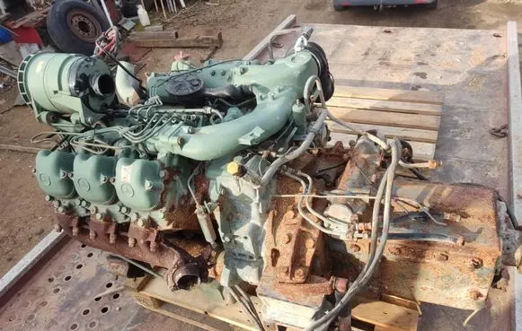 Mercedes-Benz 200 300 W123 Engine OM421 OM42112