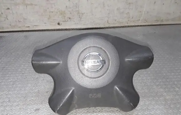 Nissan Almera Tino Steering wheel airbag 6005158C