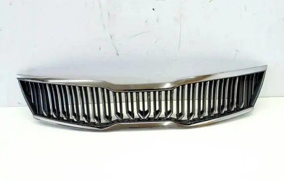 KIA Optima Front bumper upper radiator grill 86350D4500