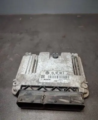 Volkswagen PASSAT B7 Engine control unit/module 03L907309N