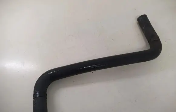 Subaru Outback (BS) Engine coolant pipe/hose