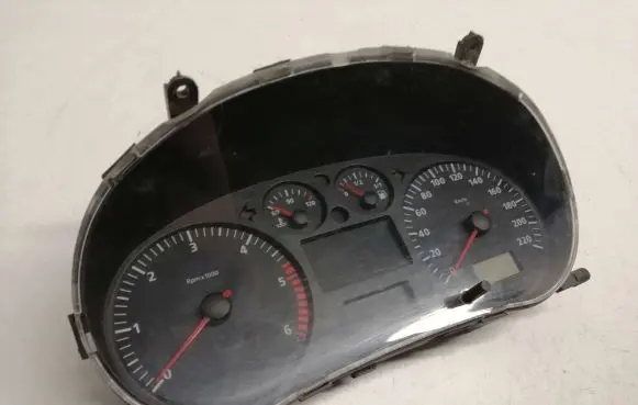 Seat Ibiza II (6k) Speedometer (instrument cluster) 6K0920850C 01000229228
