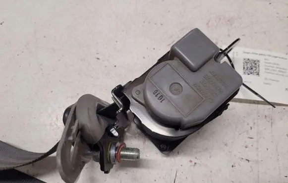 KIA Sorento Rear seatbelt