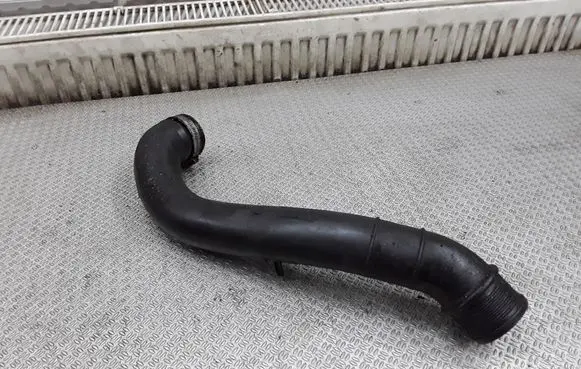Volvo S40, V40 Intercooler hose/pipe 30621301
