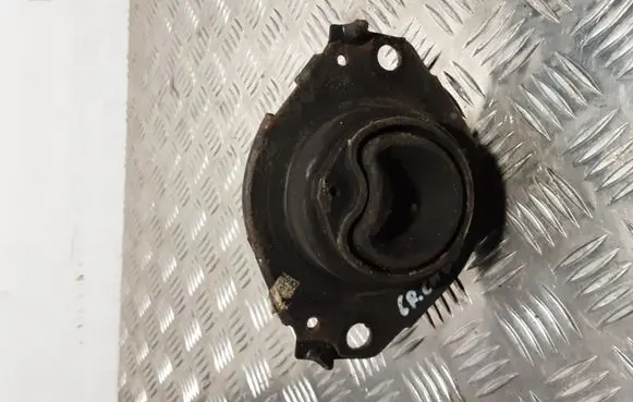 Jeep Grand Cherokee Engine mount bracket