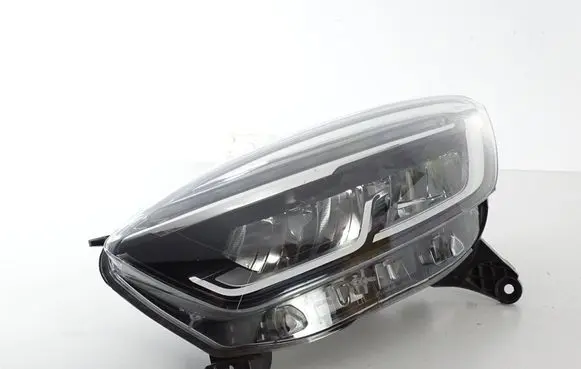Renault Captur Headlight/headlamp 260606159R