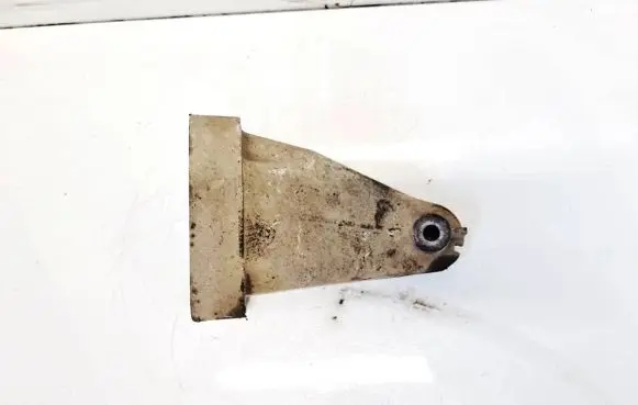 Mercedes-Benz E W211 Engine mounting bracket A2712230804