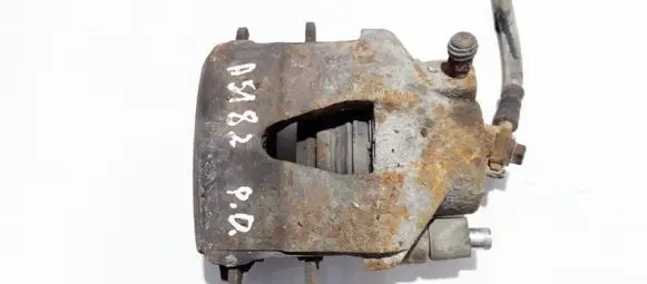 Volkswagen Golf IV Front brake caliper